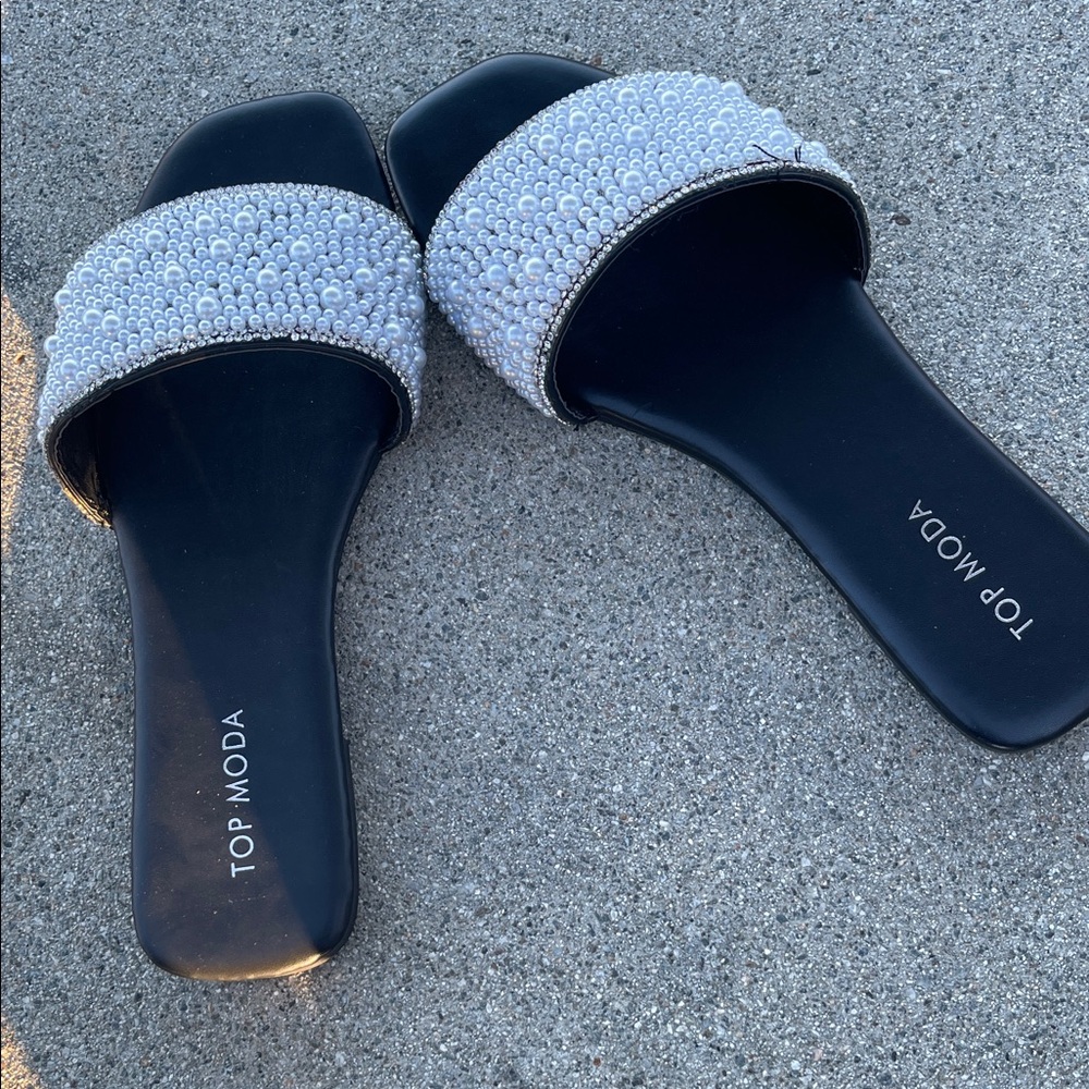 TOP Moda Women's Black Sandals with White Pearl & Rhinestone Accents
